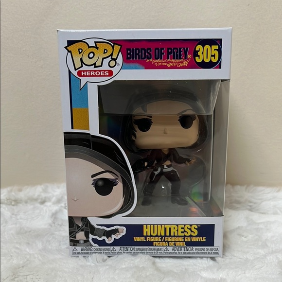 Funko Pop! Heroes Birds of Prey Huntress #305 - Picture 1 of 4